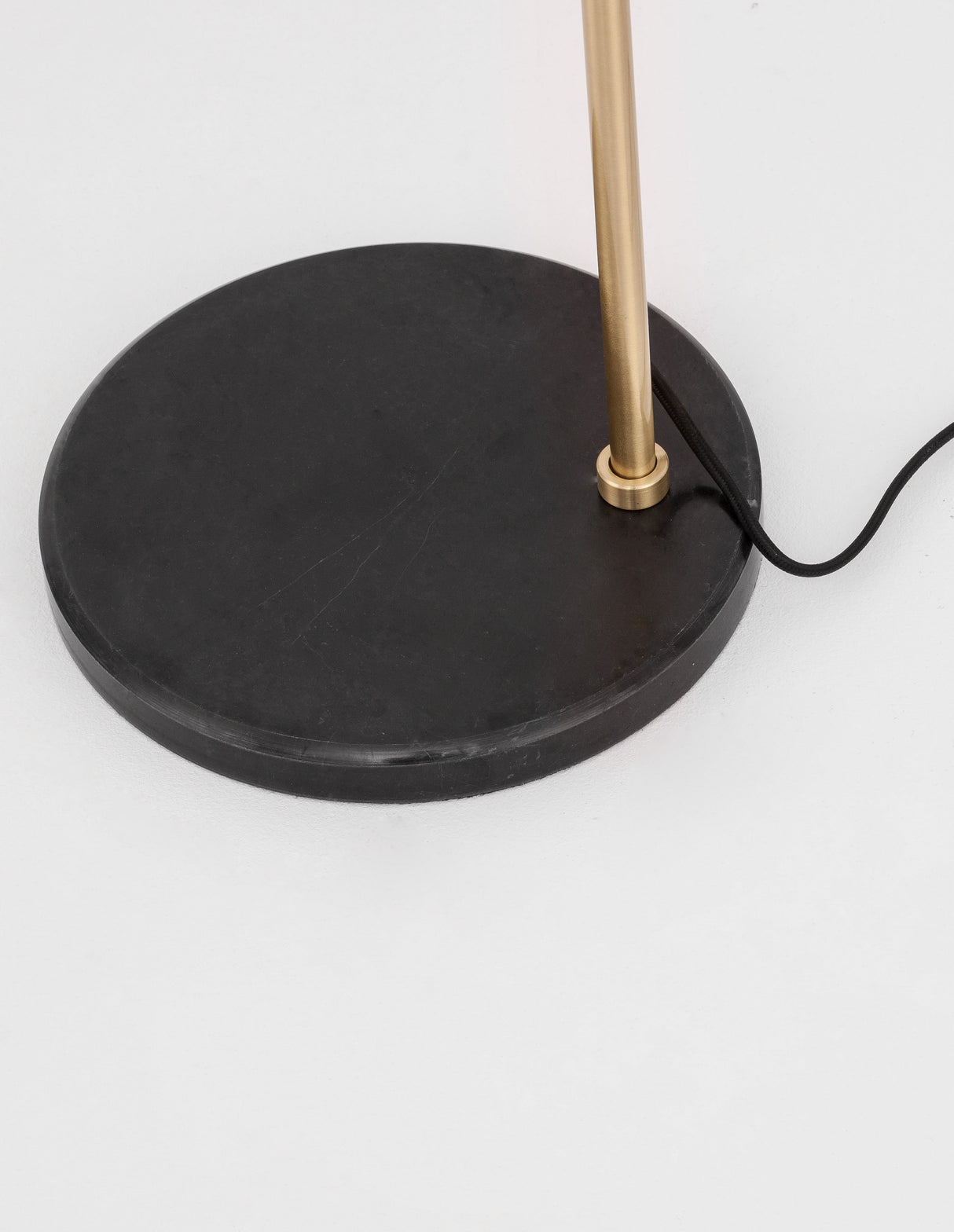 ALVAREZ Stehleuchte-Luxomo Leuchten