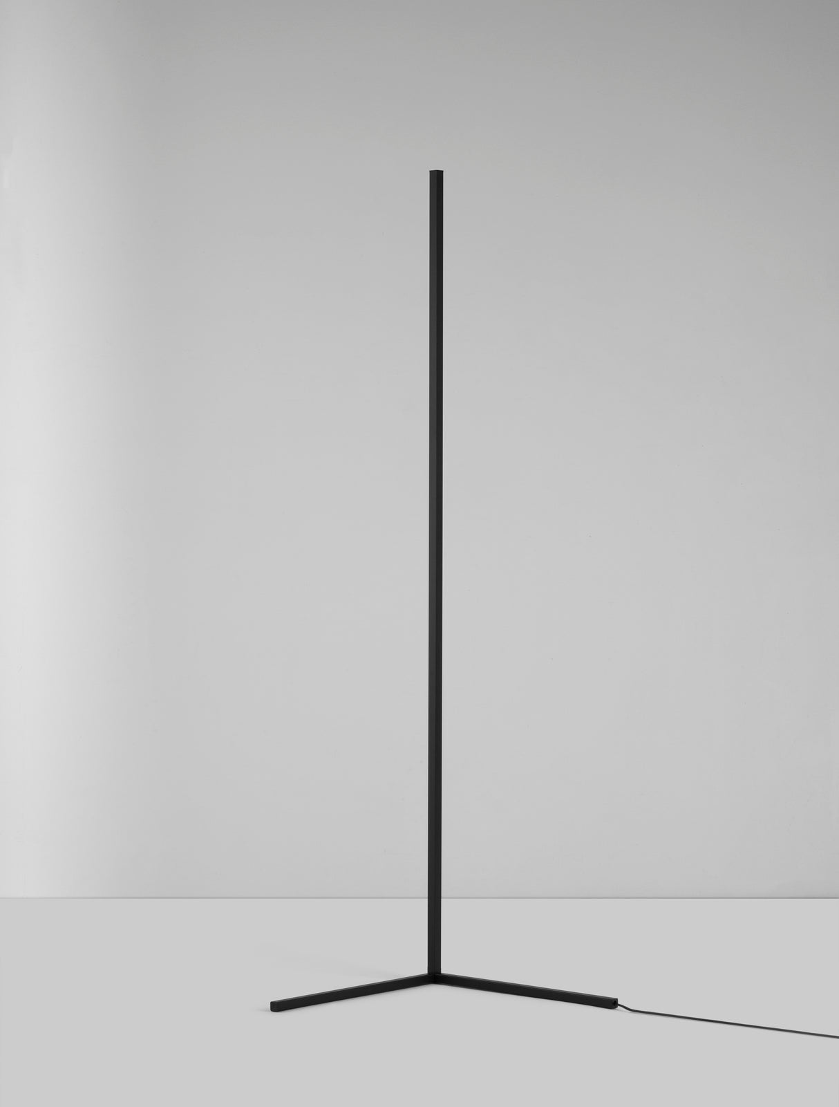 V-LINE Stehleuchte-Luxomo Leuchten