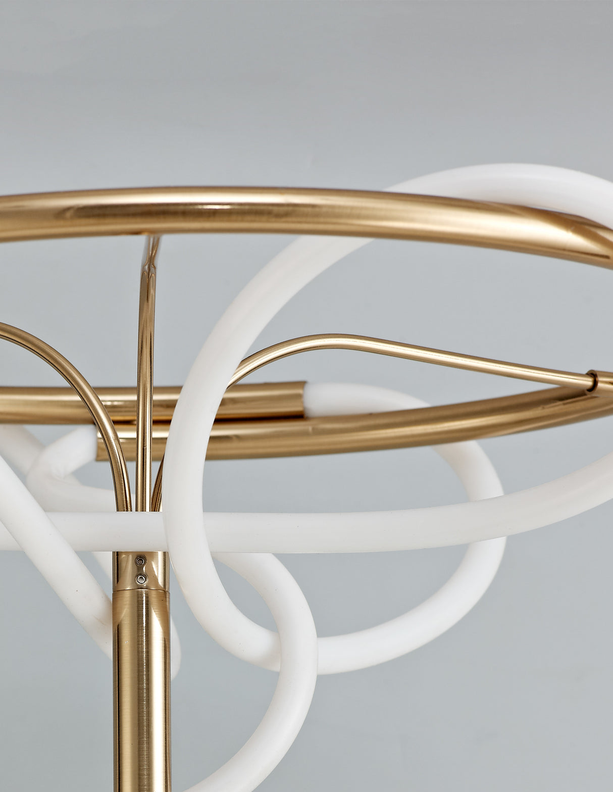 TIRIAC Stehleuchte-Luxomo Leuchten