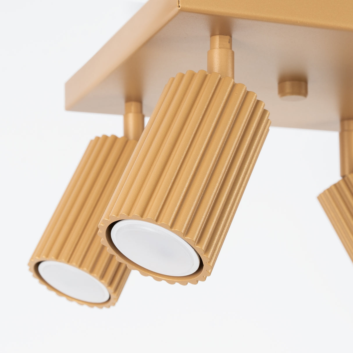 KARBON 4 Plafond