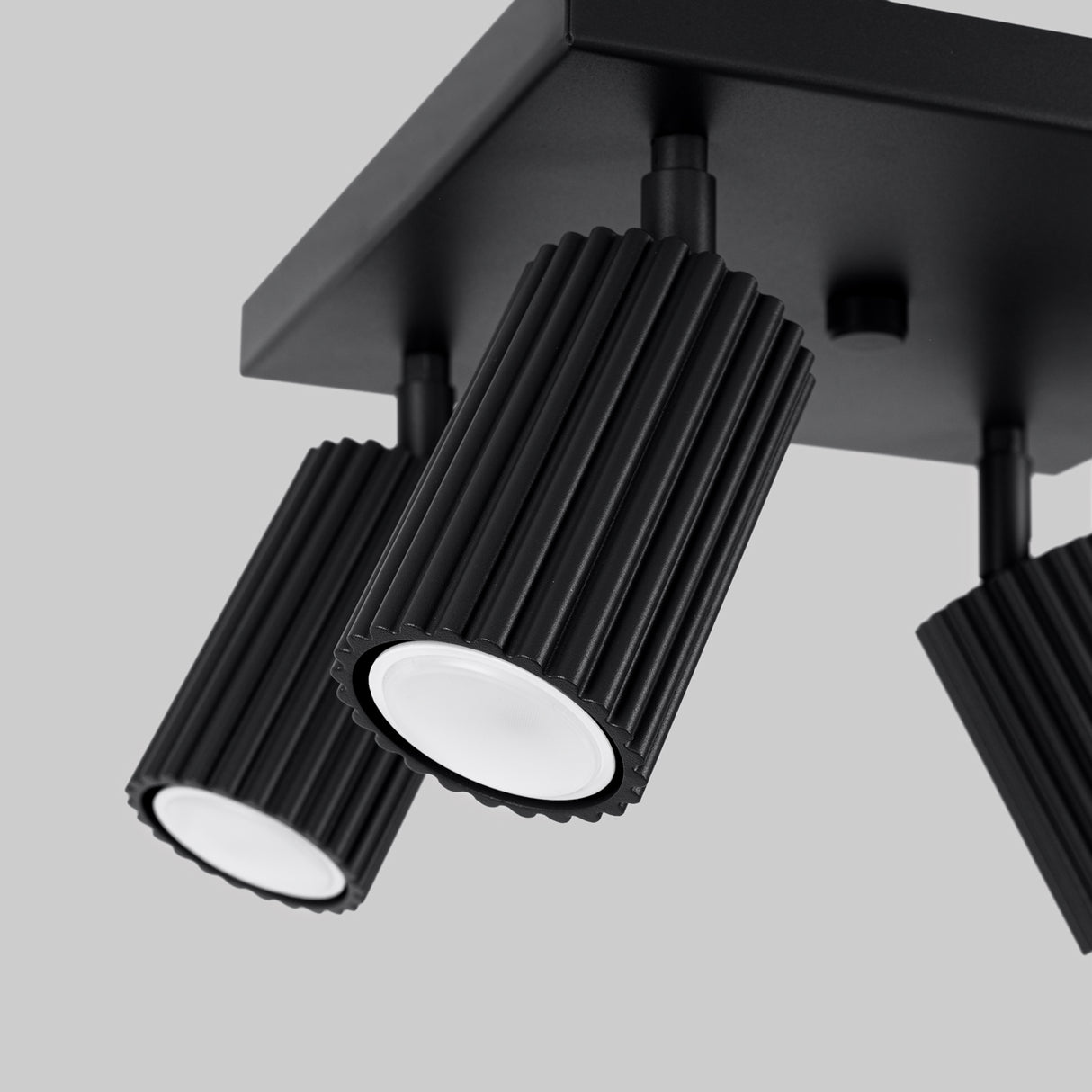 KARBON 4 Plafond