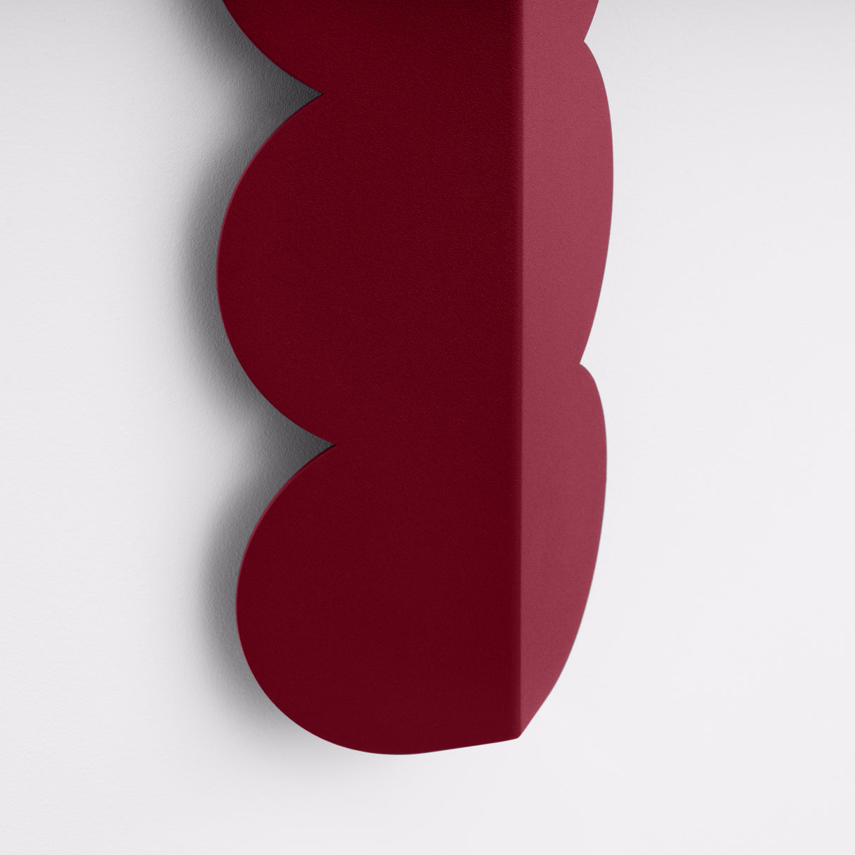 Wellen-Wandleuchte BISCUIT – Skulpturaler Aluminium-Spot in 10 Trendfarben