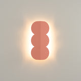 Wellen-Wandleuchte BISCUIT – Skulpturaler Aluminium-Spot in 10 Trendfarben